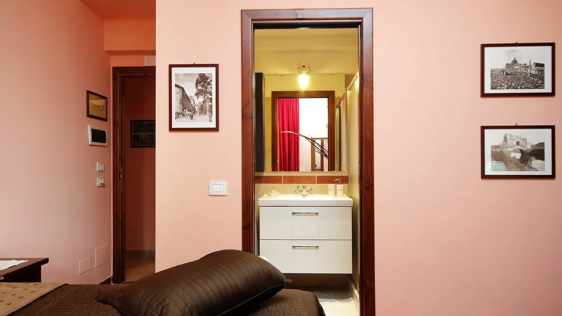 Hotel Lillihouse Roma Affittacamere